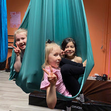 Lataa kuva Galleria-katseluun, Junior Pole &amp; Acrobatics - Syyskausi 2023
