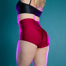 Load image into Gallery viewer, MODEST HOT PANTS BURGUNDY
